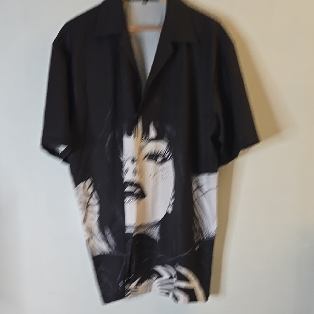 Graphic Black Short Sleeve Button-Up Shirt with White Face Print